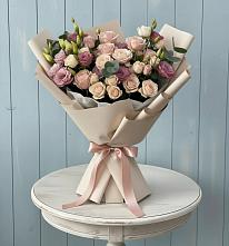 Букет цветов из:  Розы и Лизиантусы в Серафимовском