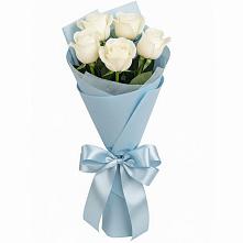 Букет 5 Белых роз Проуд в Серафимовском