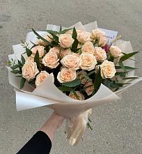 Букет Кремовые розы Латте в Серафимовском