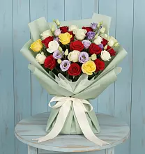 Букет цветов из:  Розы #REPLACE_PRED# Серафимовском
