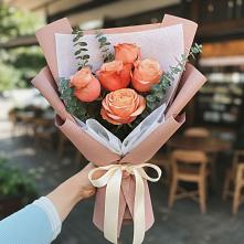 Букет цветов из:  Розы #REPLACE_PRED# Серафимовском
