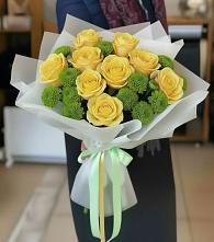 Букет цветов из:  Хризантемы и Розы в Серафимовском