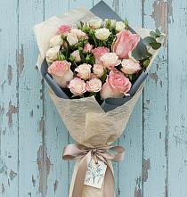 Букет цветов из:  Розы #REPLACE_PRED# Серафимовском
