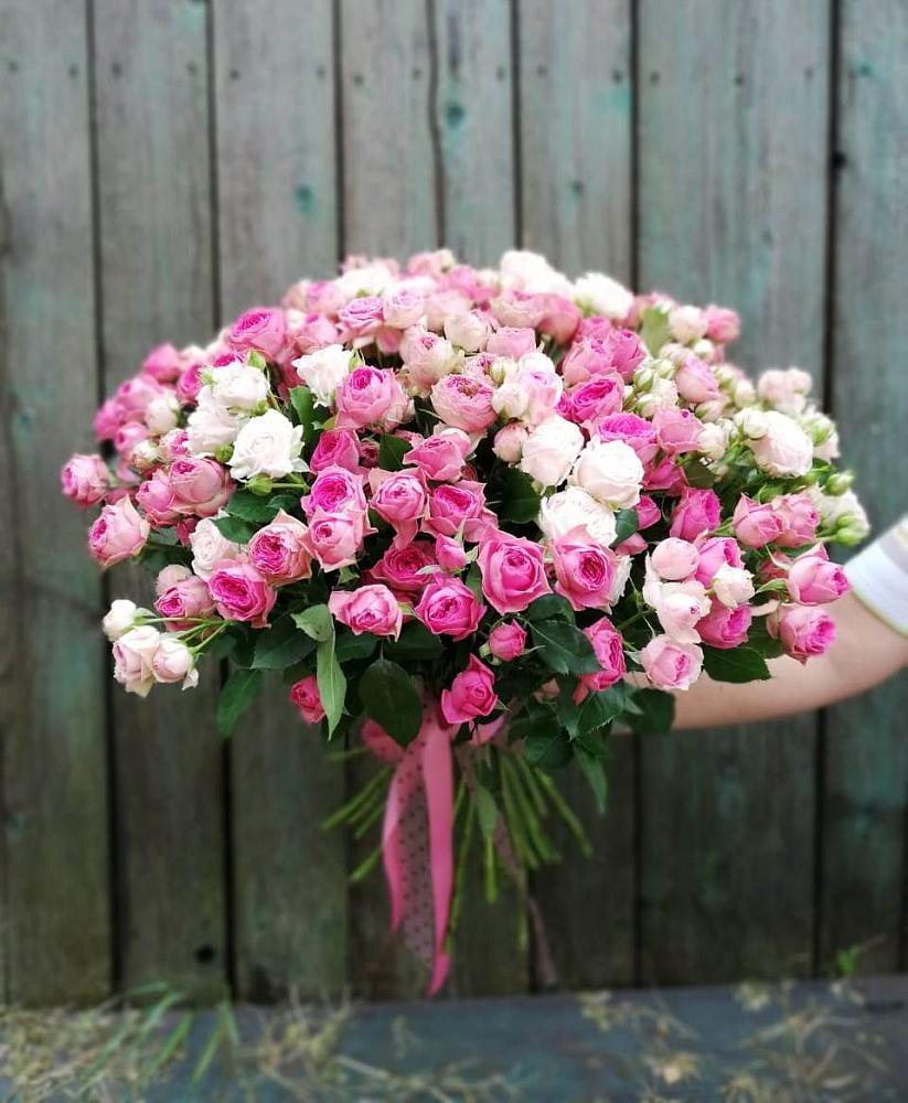 Букет Розовые кустовые розы Натали и Лав Лидия в Серафимовском