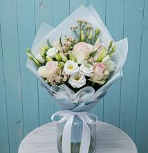 Букет цветов из:  Розы и Лизиантусы в Серафимовском
