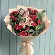 Букет цветов из:  Гвоздики и Розы в Серафимовском