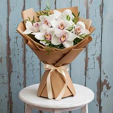 Букет цветов из:  Орхидеи и Розы #REPLACE_PRED# Серафимовском