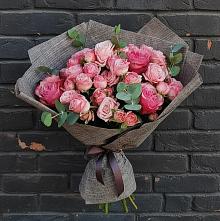 Букет цветов из:  Розы #REPLACE_PRED# Серафимовском