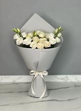 Букет цветов из:  Розы и Лизиантусы в Серафимовском